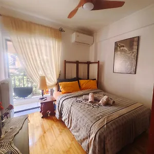  Privatunterkunft Private In A Shared Flat Griechenland